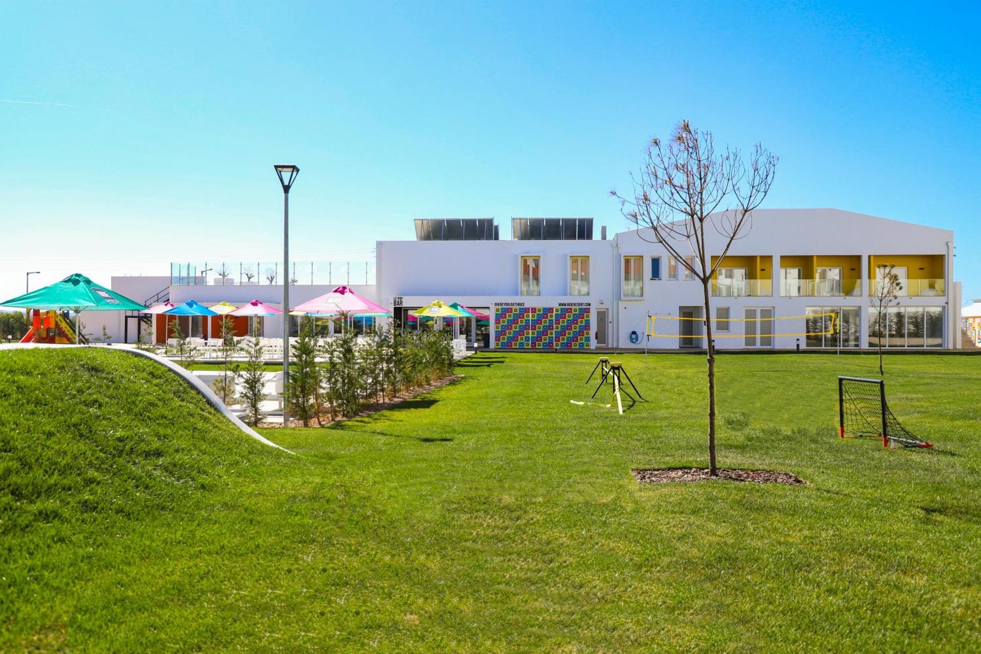 Ride Surf Resort & Spa פניש מראה חיצוני תמונה